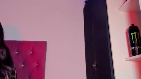 mariana williams online show from September 2025 03:19:01 AM