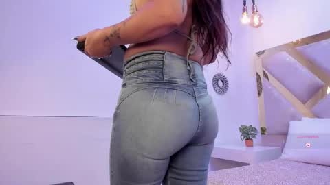 Snapshot of marianee_rousse chatting on October 2025 10:31:01 PM Marianee Rousse  online show from October 2025 10:31:01 PM