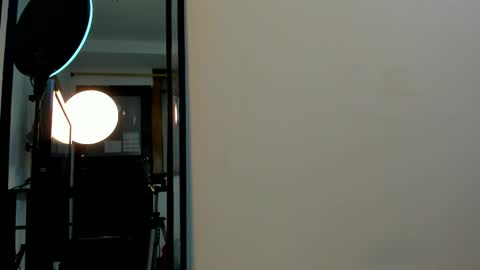 Marianee Rousse  online show from December 2025 11:38:02 AM