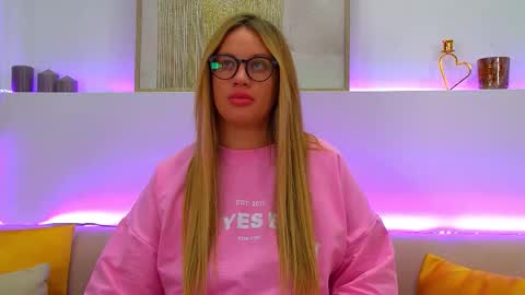 Maria online show from February 2025 09:28:01 PM