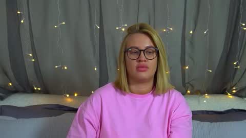 Maria online show from November 2025 06:51:02 PM