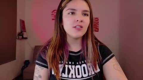 Snapshot of mariangeel_ chatting on October 2025 11:09:01 PM mariangeel_ online show from October 2025 11:09:01 PM