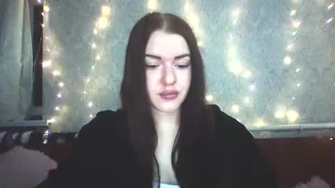 Snapshot of mariangloom chatting on April 2026 10:18:02 PM mariangloom online show from April 2026 10:18:02 PM