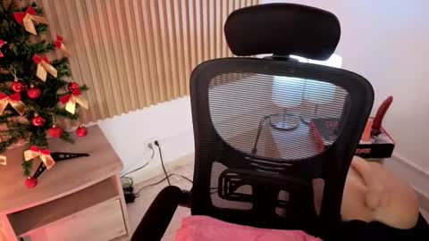 Snapshot of marianl0ve chatting on January 2026 05:27:02 PM Marian Love online show from January 2026 05:27:02 PM