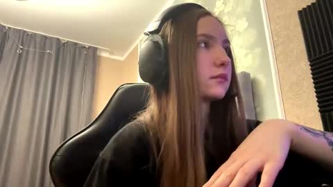 Aria online show from December 2025 09:03:01 AM