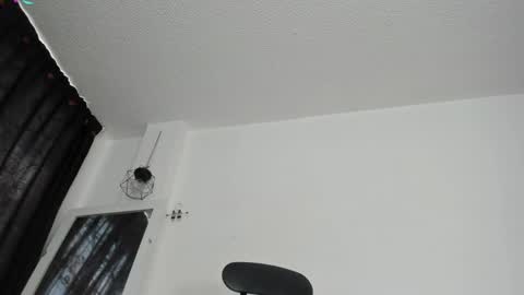 Snapshot of mariannelove77 chatting on January 2025 07:00:02 PM marianne online show from January 2025 07:00:02 PM