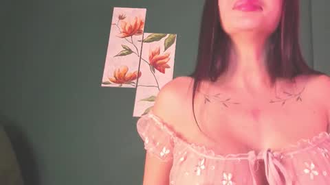 Theressa online show from September 2025 10:49:02 AM