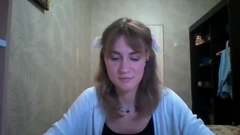 Snapshot of maribethgawrych chatting on March 2026 06:08:01 PM Elianor online show from March 2026 06:08:01 PM
