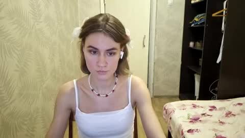 Snapshot of maribethgawrych chatting on April 2026 02:47:02 PM Elianor online show from April 2026 02:47:02 PM