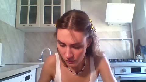 Snapshot of maribethgawrych chatting on April 2026 09:16:01 AM Elianor online show from April 2026 09:16:01 AM