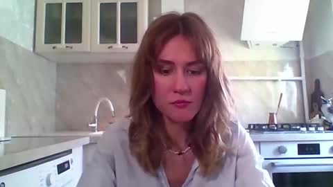 Snapshot of maribethgawrych chatting on April 2026 09:12:02 AM Elianor online show from April 2026 09:12:02 AM
