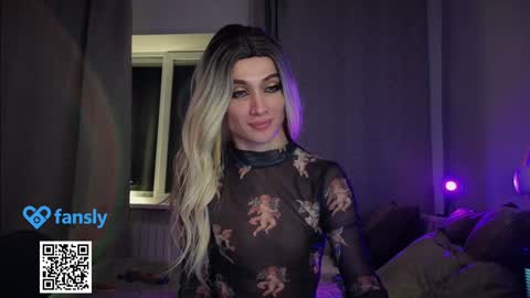 Mari online show from December 2024 06:08:01 PM