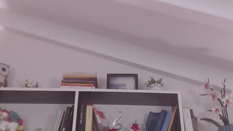 Maria online show from December 2025 06:04:02 PM