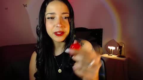 Snapshot of marie_daved chatting on December 2024 04:12:02 AM Nicolle online show from December 2024 04:12:02 AM