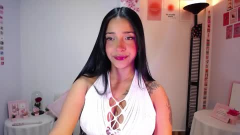 Snapshot of marie_daved chatting on April 2026 03:42:02 AM Nicolle online show from April 2026 03:42:02 AM