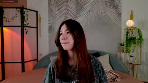 Snapshot of marie_diaze chatting on June 2026 05:09:02 AM Marie LEAVE YOUR WITH ME online show from June 2026 05:09:02 AM