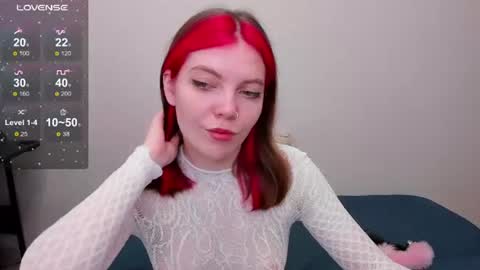 Snapshot of marie_reyess chatting on June 2026 05:13:02 AM Marie 3 online show from June 2026 05:13:02 AM