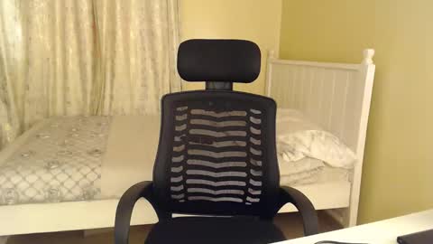 Snapshot of mariejuana_bliss chatting on November 2025 11:22:01 AM mariejuana online show from November 2025 11:22:01 AM