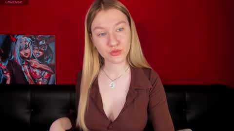 Snapshot of mariel_brown chatting on September 2025 08:47:01 AM mariel_brown online show from September 2025 08:47:01 AM