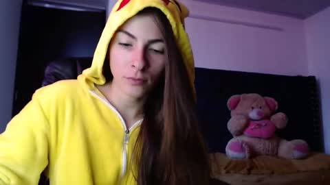 Snapshot of mariel_sins21 chatting on February 2025 05:18:02 PM Mariie online show from February 2025 05:18:02 PM