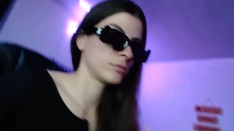 Snapshot of mariel_sins21 chatting on February 2025 10:29:02 PM Mariie online show from February 2025 10:29:02 PM