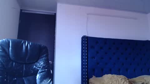 Snapshot of mariel_sins21 chatting on February 2025 07:50:02 PM Mariie online show from February 2025 07:50:02 PM