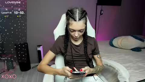 Snapshot of mariella__adams chatting on October 2025 10:16:02 AM Maria  online show from October 2025 10:16:02 AM