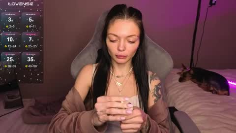 Snapshot of mariella__adams chatting on April 2026 06:10:01 PM Maria online show from April 2026 06:10:01 PM
