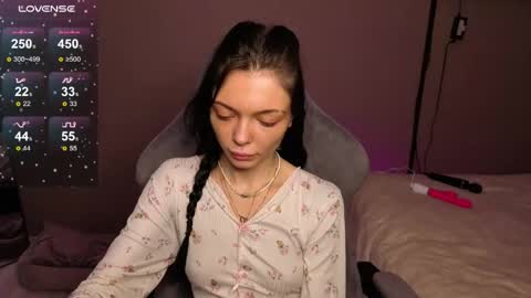 Snapshot of mariella__adams chatting on April 2026 05:26:01 PM Maria online show from April 2026 05:26:01 PM
