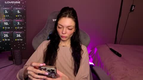 Snapshot of mariella__adams chatting on May 2026 06:02:02 PM Maria online show from May 2026 06:02:02 PM