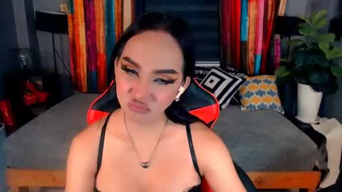 Snapshot of mariemanila chatting on July 2026 05:56:01 PM mariemanila online show from July 2026 05:56:01 PM