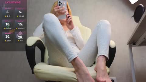 Snapshot of marietta__castro chatting on December 2024 11:00:01 AM Marietta online show from December 2024 11:00:01 AM