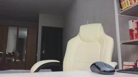 Snapshot of marietta__castro chatting on March 2026 04:00:01 PM Marietta online show from March 2026 04:00:01 PM