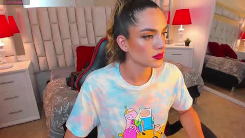 mariiahneedles online show from February 2025 01:38:01 AM