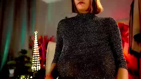 Nikita - Scroll down and read my bio please. New Pictures in Bio online show from February 2025 09:31:01 AM