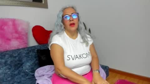 marilyn70 online show from November 2025 11:37:02 PM