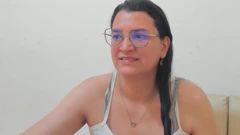 Snapshot of marilyn_garcia chatting on March 2026 02:54:02 PM MARILYN SEXY online show from March 2026 02:54:02 PM