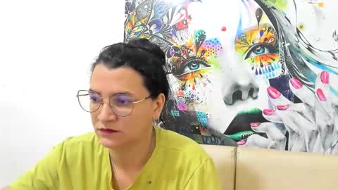 Snapshot of marilyn_garcia chatting on March 2026 12:33:01 PM MARILYN SEXY online show from March 2026 12:33:01 PM