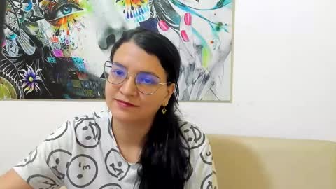 Snapshot of marilyn_garcia chatting on March 2026 01:27:02 PM MARILYN SEXY online show from March 2026 01:27:02 PM