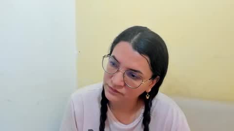 Snapshot of marilyn_garcia chatting on March 2026 02:07:02 PM MARILYN SEXY online show from March 2026 02:07:02 PM
