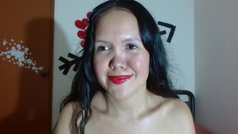 Snapshot of marilynbeautifullyhairy chatting on March 2025 12:53:01 AM marilyn online show from March 2025 12:53:01 AM