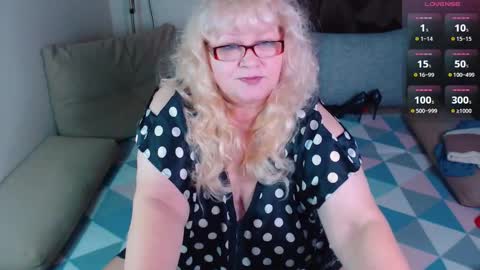 Marina online show from January 2025 10:07:02 PM