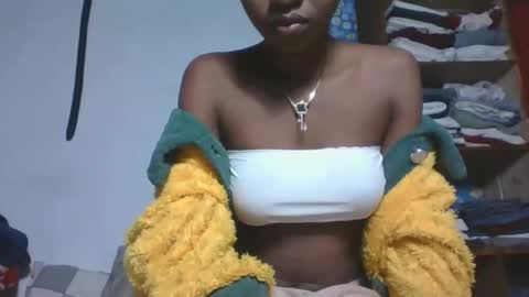 Snapshot of marinagold69 chatting on May 2026 12:51:02 AM marinagold69 online show from May 2026 12:51:02 AM