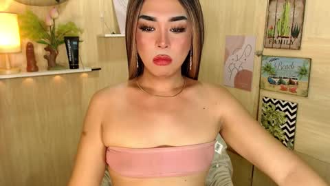 Snapshot of marinamorets chatting on October 2025 09:19:02 AM marina online show from October 2025 09:19:02 AM