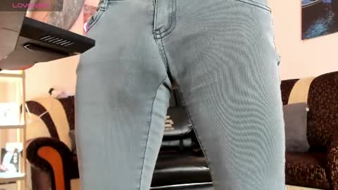 marioslim online show from April 2026 04:46:01 AM