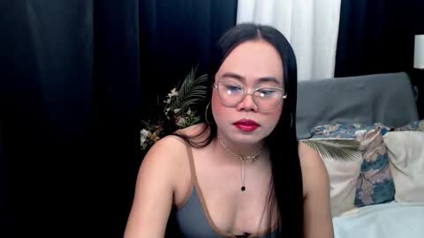 LEAH online show from October 2025 01:50:02 AM