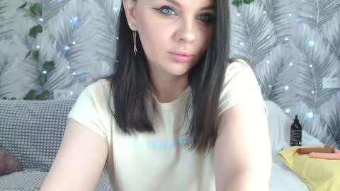 Snapshot of mariyapipi chatting on May 2026 02:16:01 AM pipi online show from May 2026 02:16:01 AM