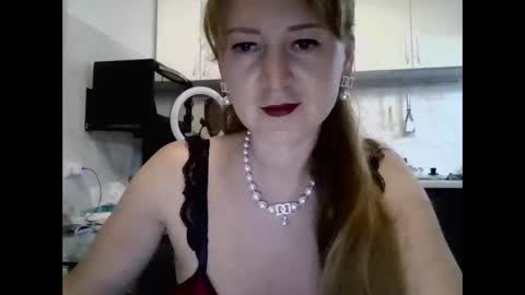 mariza_love359092 online show from February 2026 10:19:02 PM