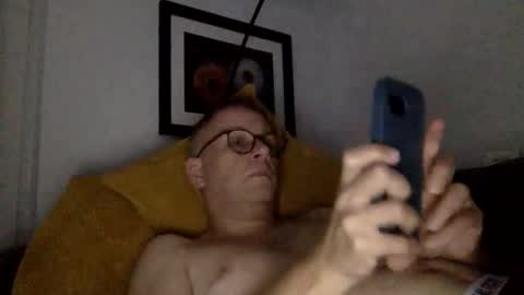 Snapshot of mark32571 chatting on September 2025 10:50:01 AM Little Mark online show from September 2025 10:50:01 AM