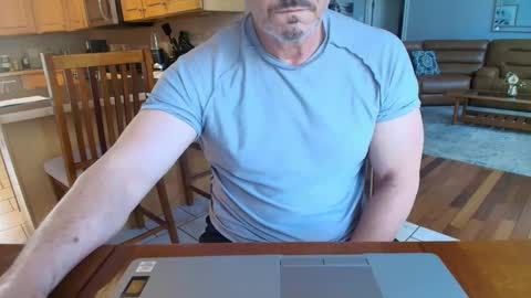 Mark online show from March 2025 09:09:02 PM